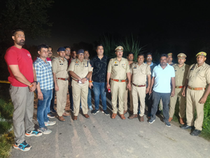 ग्रेटर नोएडा में पुलिस के साथ हुई गोवंश तस्करों की मुठभेड़, चार गिरफ्तार